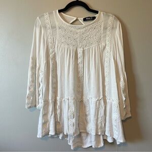 Blue B White Peasant Crepe Ruffle Lace Blouse size Medium